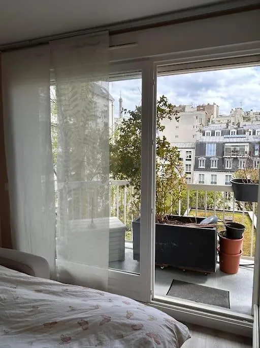 Vue Tour Eiffel - Calme & Chic Apartment Paris