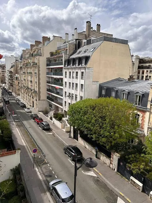 Vue Tour Eiffel - Calme & Chic Apartment Paris 0*,