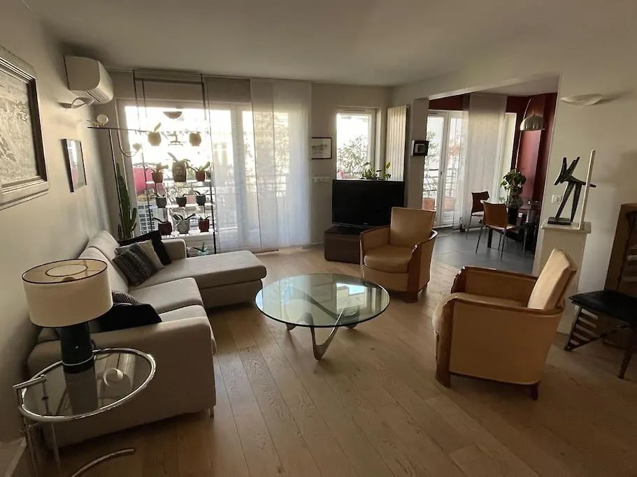 Vue Tour Eiffel - Calme & Chic Apartment Paris 0*,