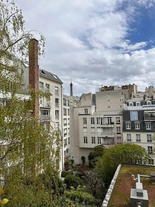 Vue Tour Eiffel - Calme & Chic Apartment Paris